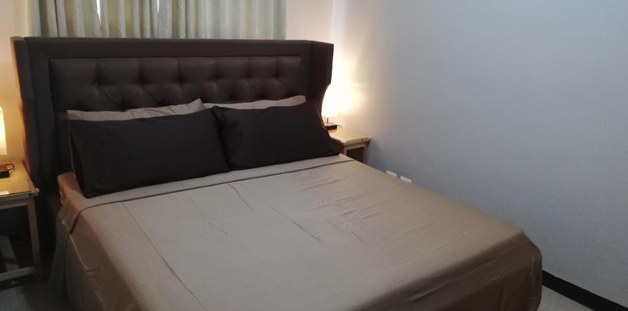 Sibarian Condo Unit C1 10Th Floor Pasay Dış mekan fotoğraf